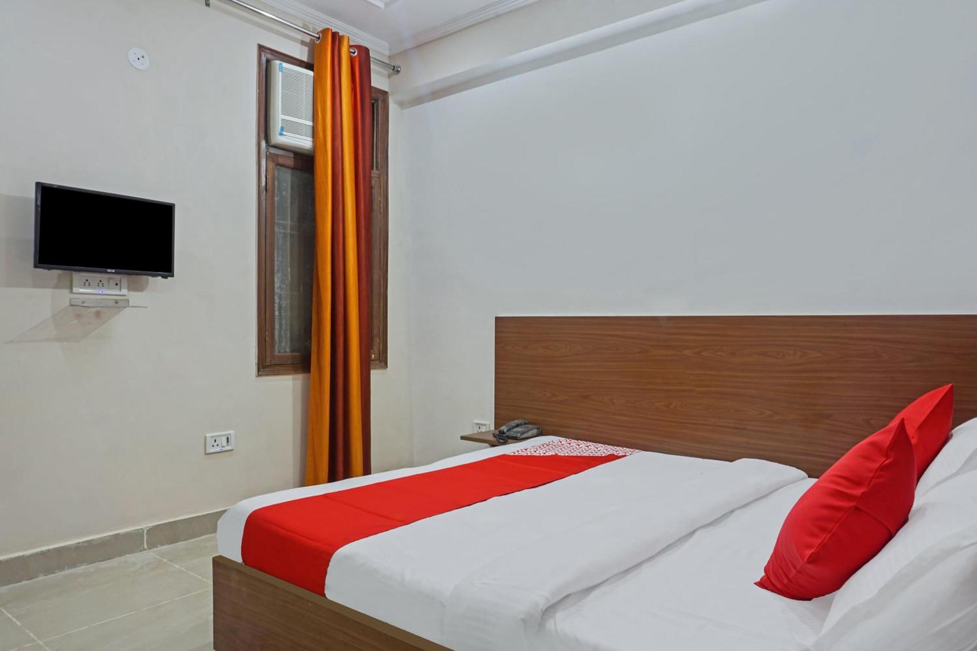 Hotel O Quadis Noida Exterior photo